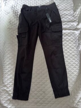 Nova Men Men's Black Kryptonite Slim Cargo Pants with Utility Pockets NWT